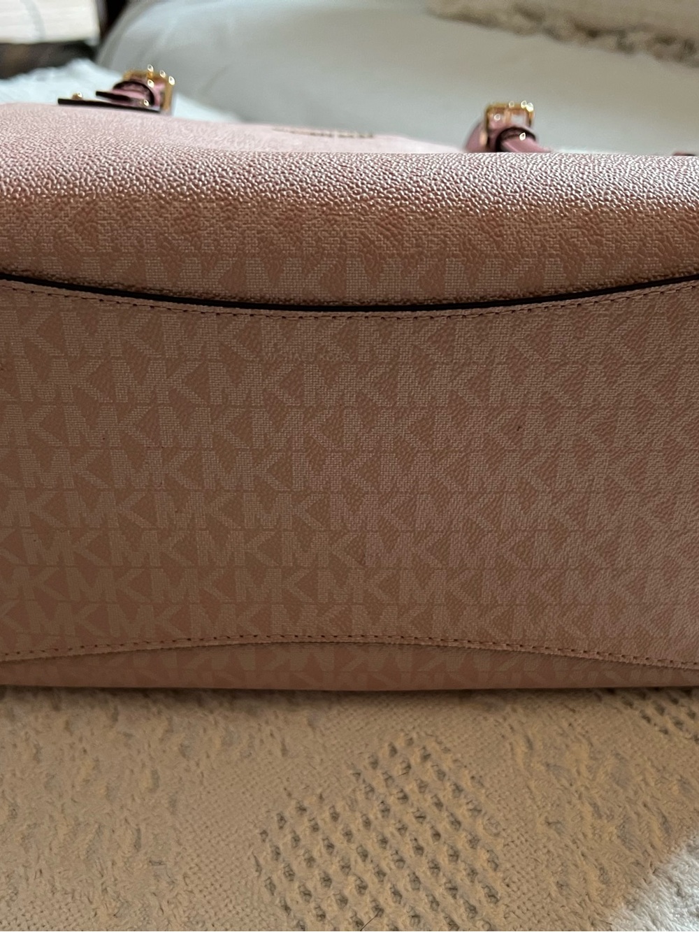 Michael Kors initial monogrammed shoulder bad - Picture 3 of 13